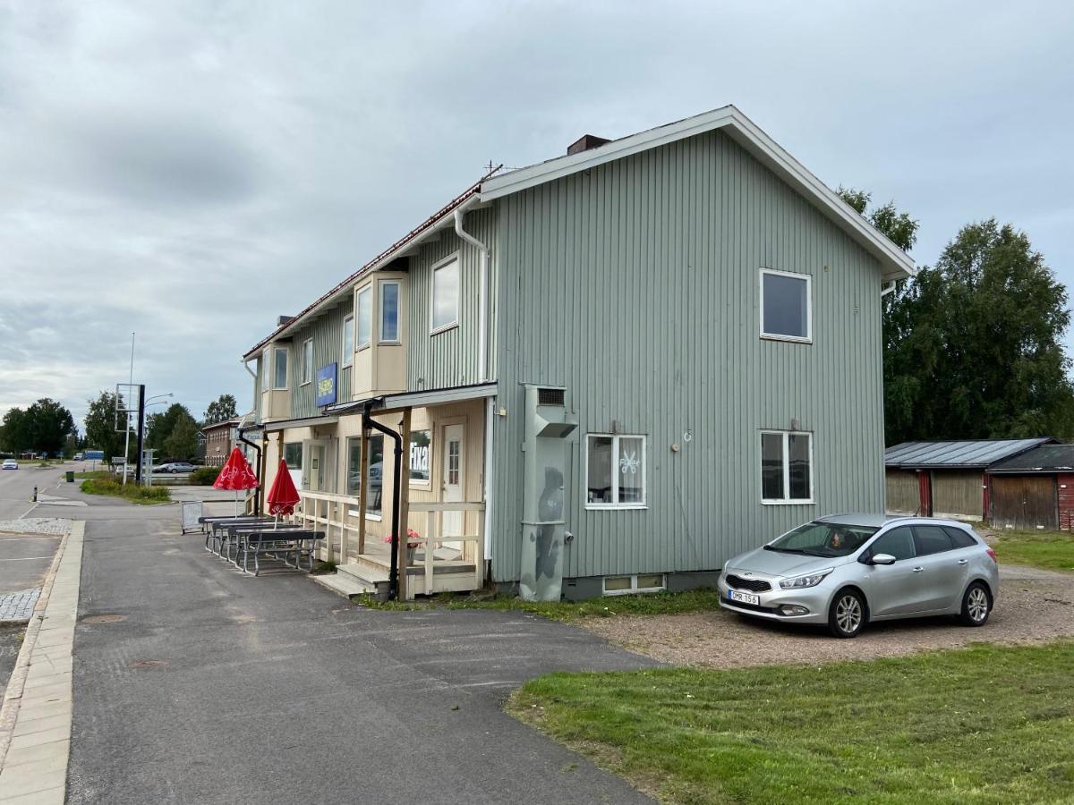 Citybed Bed & Breakfast Pajala Bagian luar foto