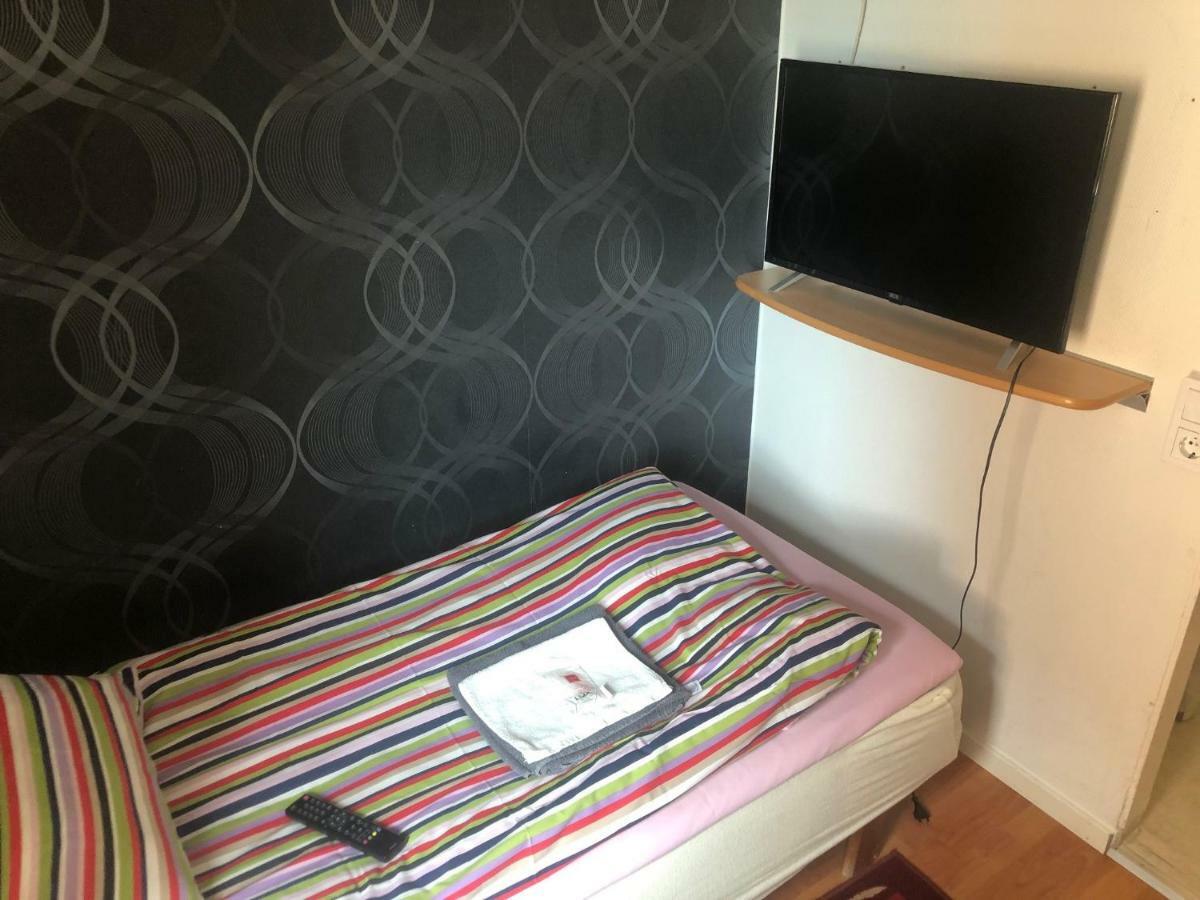 Citybed Bed & Breakfast Pajala Bagian luar foto