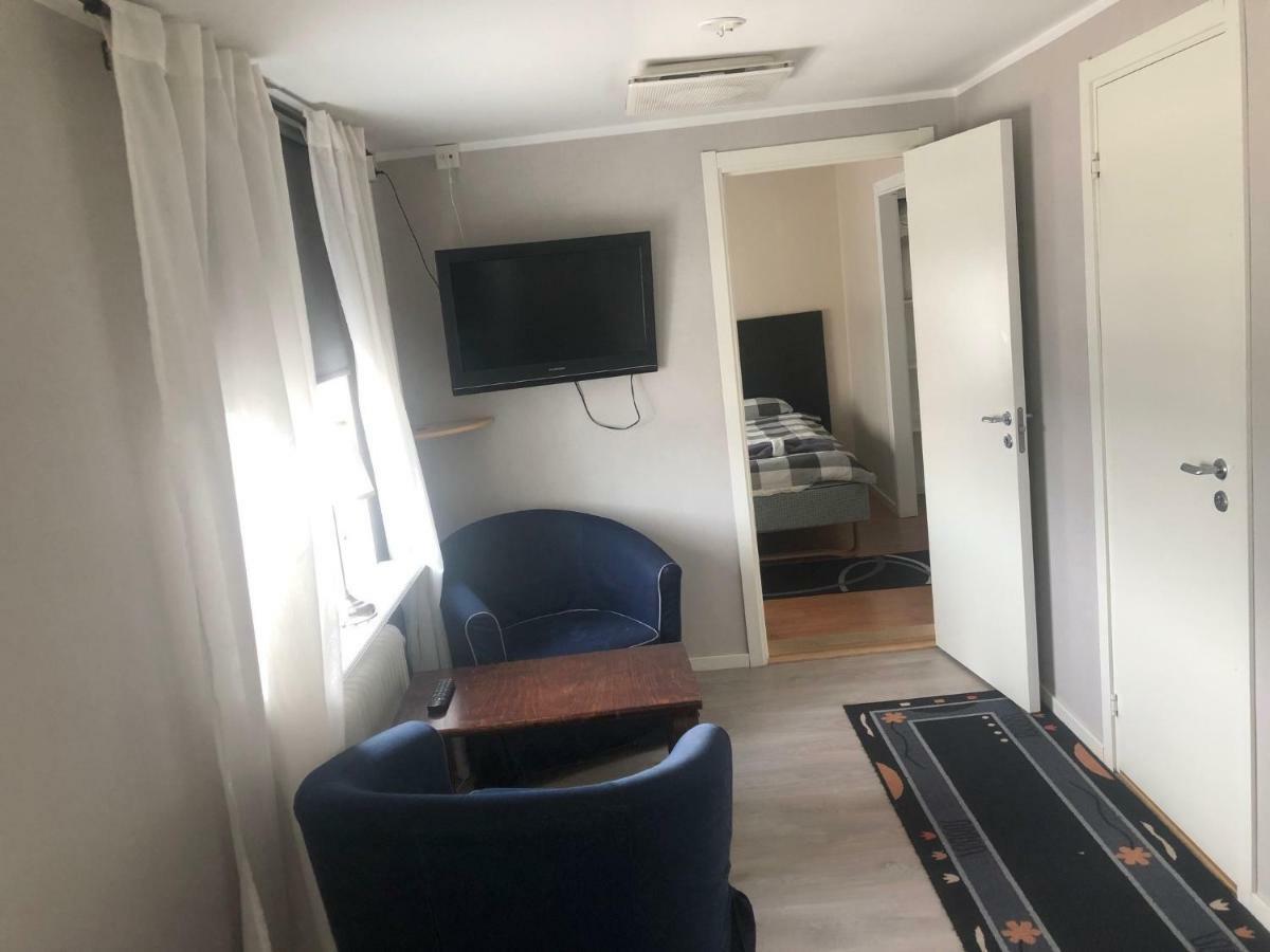 Citybed Bed & Breakfast Pajala Bagian luar foto
