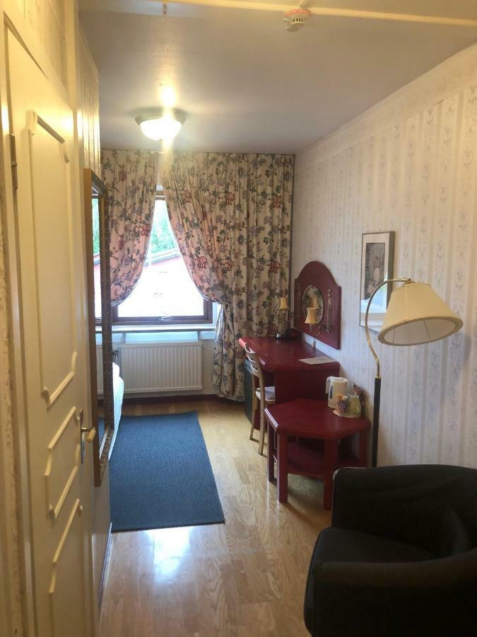 Citybed Bed & Breakfast Pajala Bagian luar foto